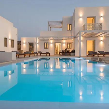 Beautiful Paros 1 Bedroom Rock Private Jacuzzi & Garden View *