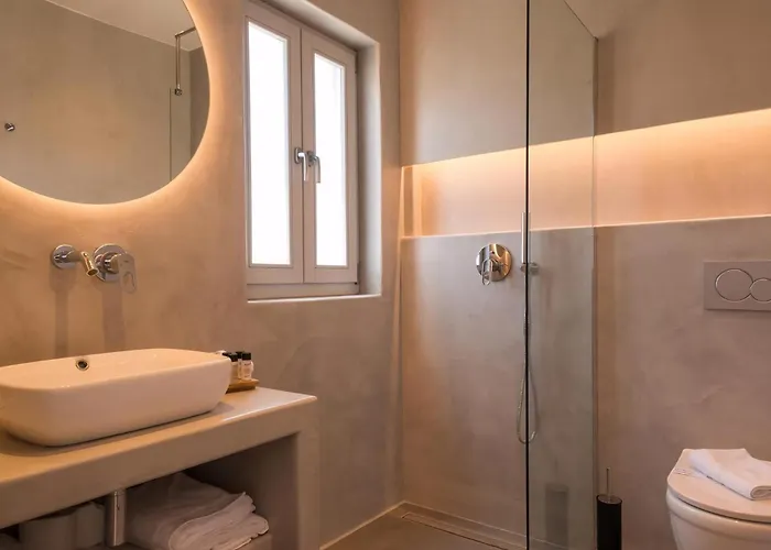 Villa Beautiful Paros 1 Bedroom Rock Private Jacuzzi & Garden View Livadeia